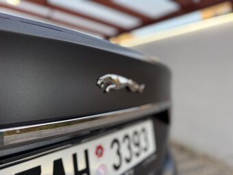 Jaguar XF 2.0d výborný stav - 10