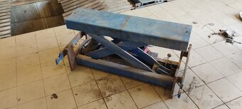 Jámový zvedák 2000Kg Hydralicky - pneumatický 2ks - 10