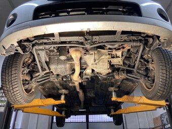 Suzuki ignis 1.3 - 10