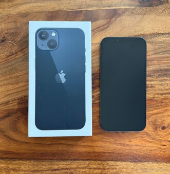 iPhone 13, Midnight, 128GB + Apple Watch - SET - 10