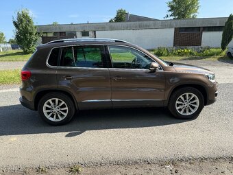 Volkswagen Tiguan 2.0 TDI DSG 4x4, ČR, 103 kW, r. 2013 - 10