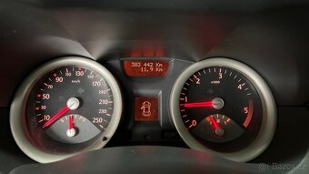 Renault Megane 1.9 tdci - 10