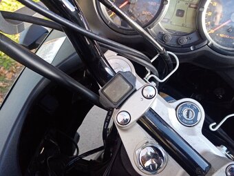 SUZUKI DL 650 V-Strom – 2011 - 10