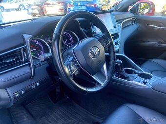 Toyota Camry Hybrid 2.5L XLE, 152 000 km, 2022 - 10
