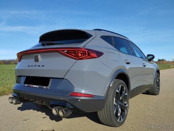 Cupra Formentor 1.5 TSI,sportovní sedadla + výfuk, 34tkm,DPH - 10