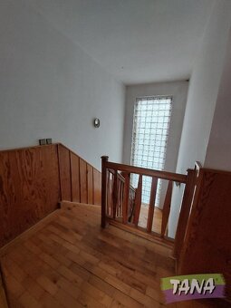 Krajový řadový rodinný dům v obci Herálec v blízkosti měst H - 10