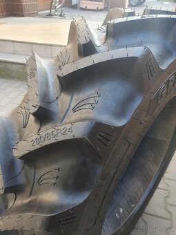 Pneu 280 / 85 R24 GRI - 10