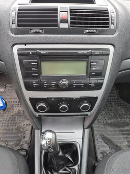 Škoda Octavia II, 1,6 MPi, 75kW, r.v. 08/2010,ČR,147.000km - 10
