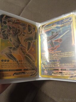 Prodám pokémon album se zlatimy kartami - 10