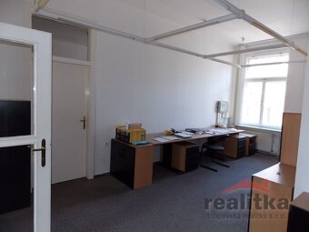 Pronájem komerčních prostor 148 m2 v centru Opavy - 10