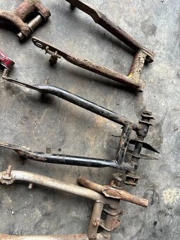 Predám zadní kyvná vidlice na motocykle JAWA ČZ 175 250 350 - 10