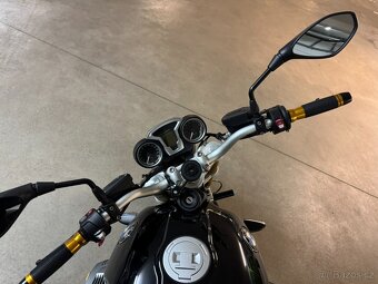 2015 BMW R nineT - 10