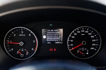 Kia Sportage 1.6 CRDi 136k Gold - 10