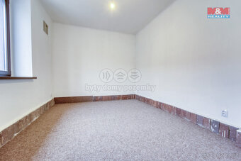 Prodej obchod a služby, 170 m² s podkrovním bytem - 10