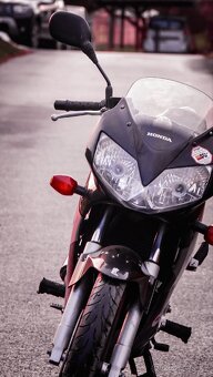 Honda CBR 125R - 10