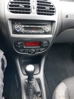 Peugeot 206 1.4 i 55kw r.v 2006 - 10
