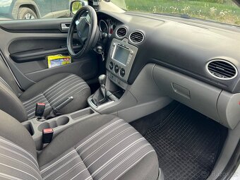 Ford Focus 1.6 benzín - 10