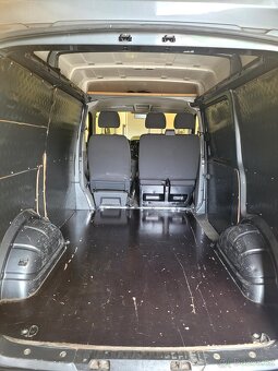 Volkswagen Transporter T5 - 10