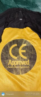 Kalhoty helma bunda teplejší kalhoty rukavice - 10