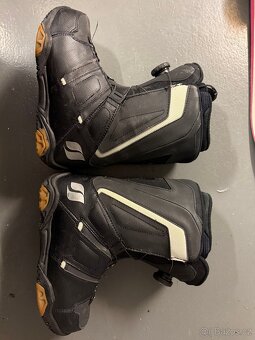 Set snowboard + boty - 10