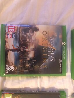 Prodám xbox one S minecraft edition + hry(9) - 10