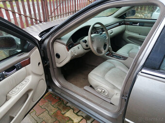 Cadillac SLS 1999, STS - 10