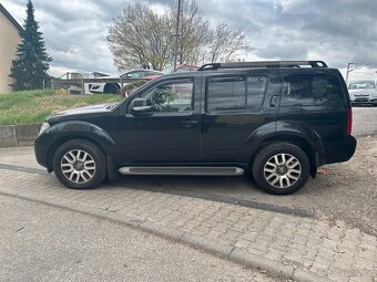 Nissan Pathfinder 2.5 dCi LE Aut. 140kw - 10