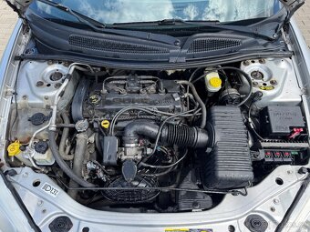 Chrysler Sebring 2,0i 104kW kabrio, Nová STK - 10