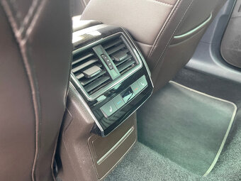 ŠKODA SUPERB 2.0 TDI KOMBI 140 KW LAURIN 4x4 CR - 10