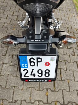 Honda CBR500R - 10