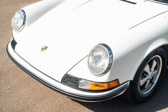 Porsche 911 T/E 2.4 z roku 1973 - 10