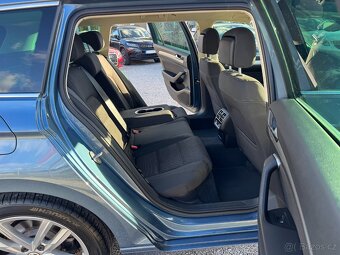 Volkswagen Passat Variant 2.0 TDi Comf. NAVI ALU-18 LED ACC - 10