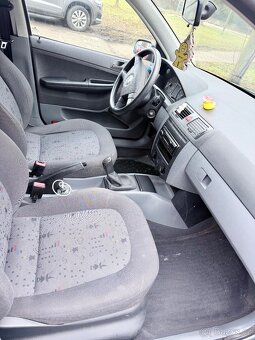 Škoda Fabia 1.4 Mpi - 10