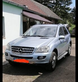 Mercedes benz 320 - 10