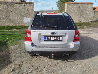 Kia SPORTAGE 4x42.0 benzín 104kw 2009 - náhradní díly z vozu - 10