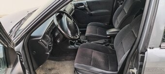 Opel Vectra 1.8i - 10