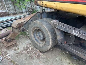 CAT M318 - 10