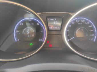 Hyundai ix35, 2.0crdi 135kw 4wd - 10