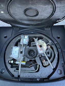 Volkswagen Touran 2014/ 103 kw/ DSG - 10