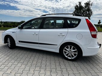 Hyundai i30 CW 1.6 92Kw / 2010 - 10