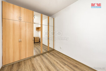 Prodej rodinného domu, 190 m², Nové Dvory - 10