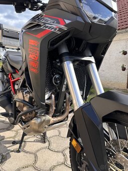 Honda CRF 1100 Africa Twin / 1.majitel / ČR - 10