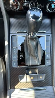 Škoda Superb 3 SPORTLINE 2.0 TDI 147 kw DSG 2021 TAŽNÉ - 10