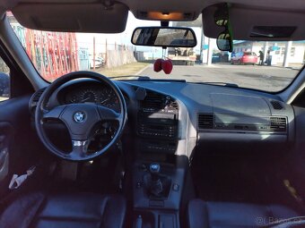Prodám BMW E36 combi 318i 85kw - 10