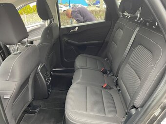 Ford Kuga 2,5 Plug-in HYBRID - 10