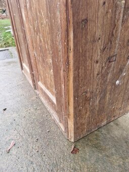 Šatní skříň - 10