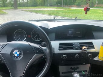 Bmw E60 V8 4.4i manuál - 10