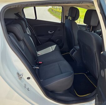 Renault Megane 1.6 16V 74KW/101PS R.V.11/2009 - 10