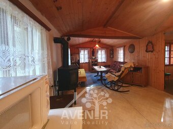 Prodej rodinného domu s pozemkem 8 580 m2 v Lučanech n. Niso - 10