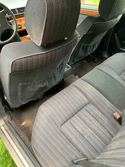 Mercedes Benz w124 250d - 10